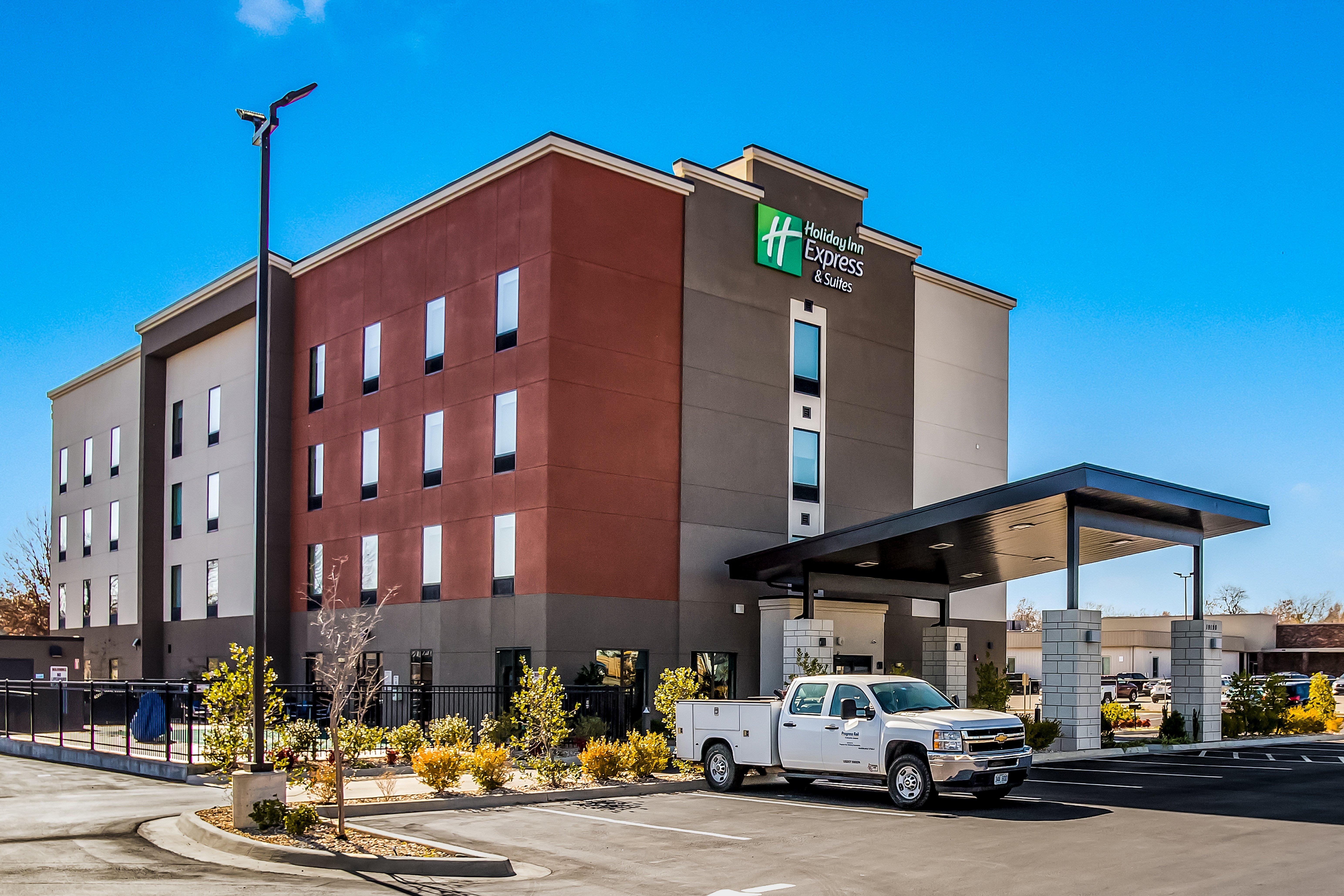 Holiday Inn Express & Suites Tulsa East - Catoosa By Ihg Екстериор снимка