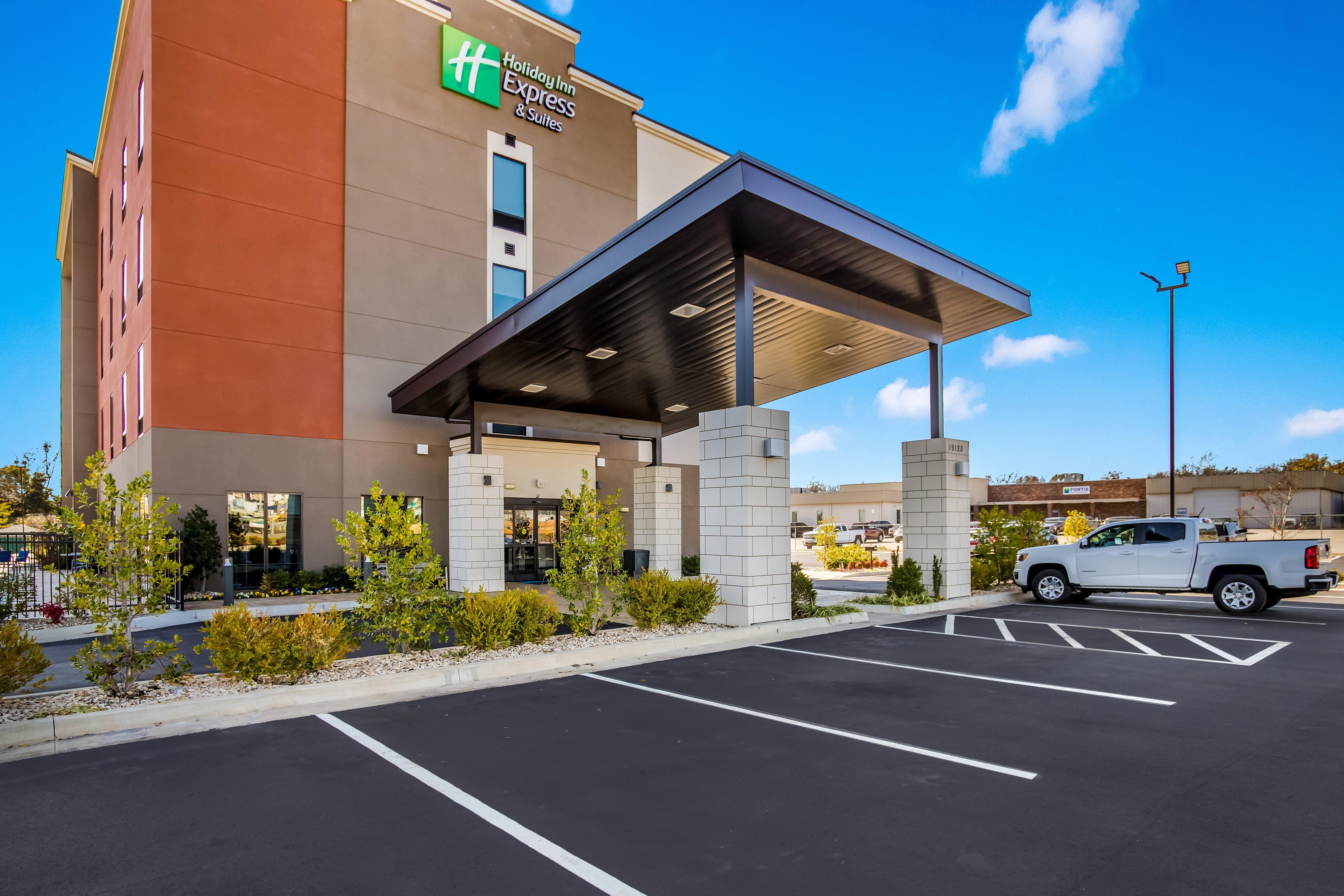 Holiday Inn Express & Suites Tulsa East - Catoosa By Ihg Екстериор снимка