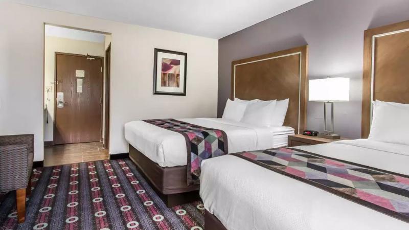 Holiday Inn Express & Suites Tulsa East - Catoosa By Ihg Екстериор снимка